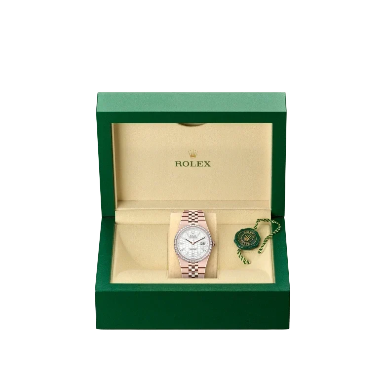 Land-Dweller Oyster 40mm Everosegold & Diamonds Intense White Honeycomb Motif Dial  127385TBR-0003